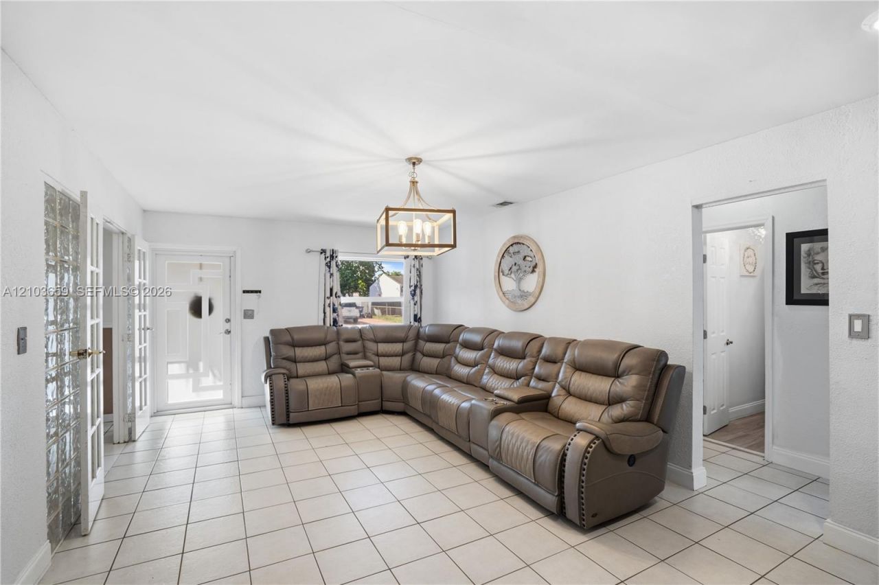 4511 SW 129th Ave , Miami, FL 33175 Photo