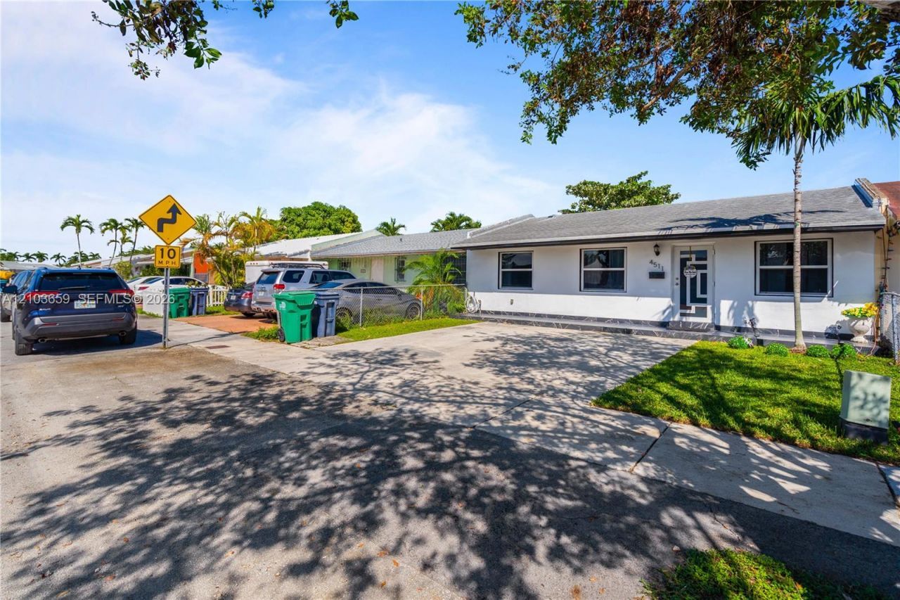 4511 SW 129th Ave , Miami, FL 33175 Photo