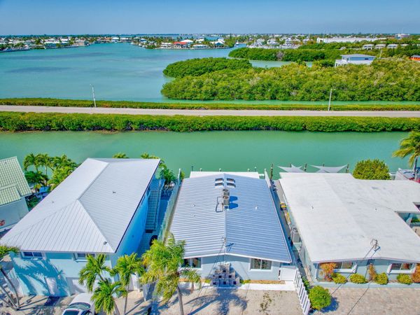97 Coral Lane, KEY COLONY, FL 33051