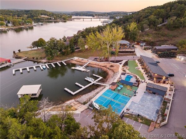 130 Pebble Bay Drive, Camdenton, MO 65020