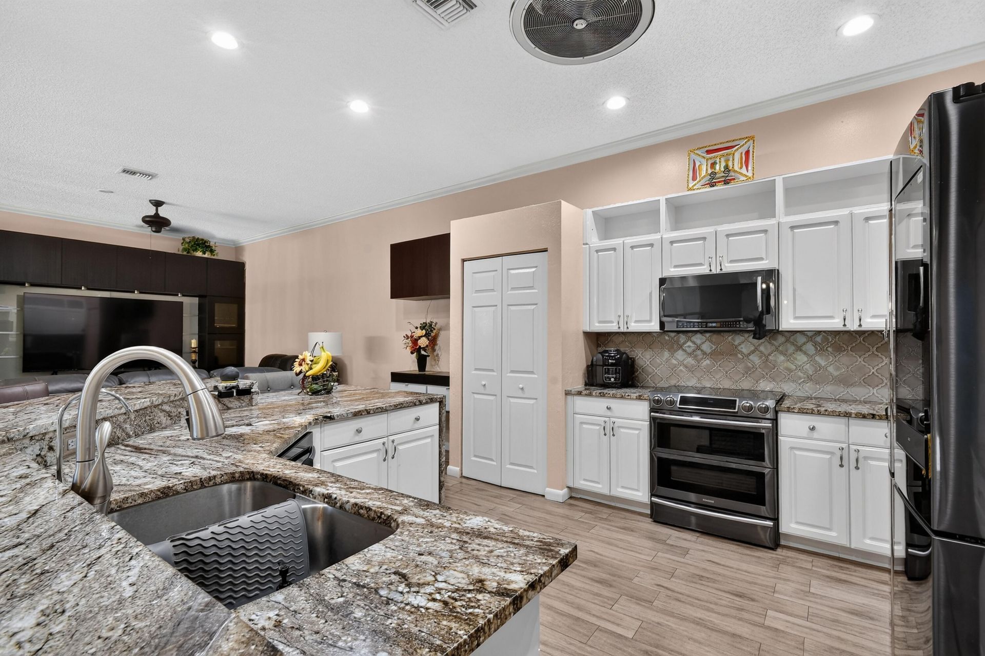 176 Orange Drive, Boynton Beach, FL 33436 Photo
