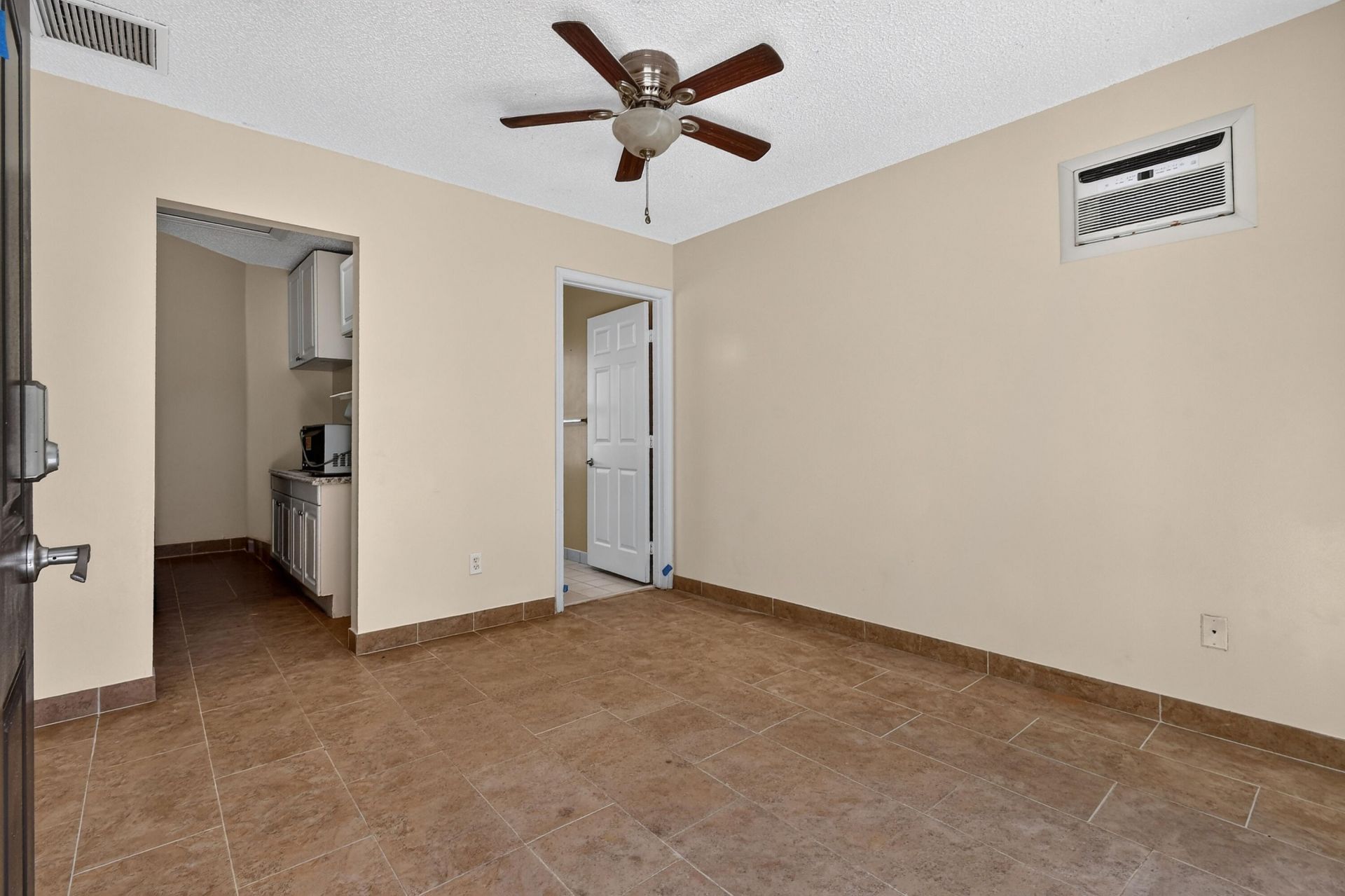 176 Orange Drive, Boynton Beach, FL 33436 Photo