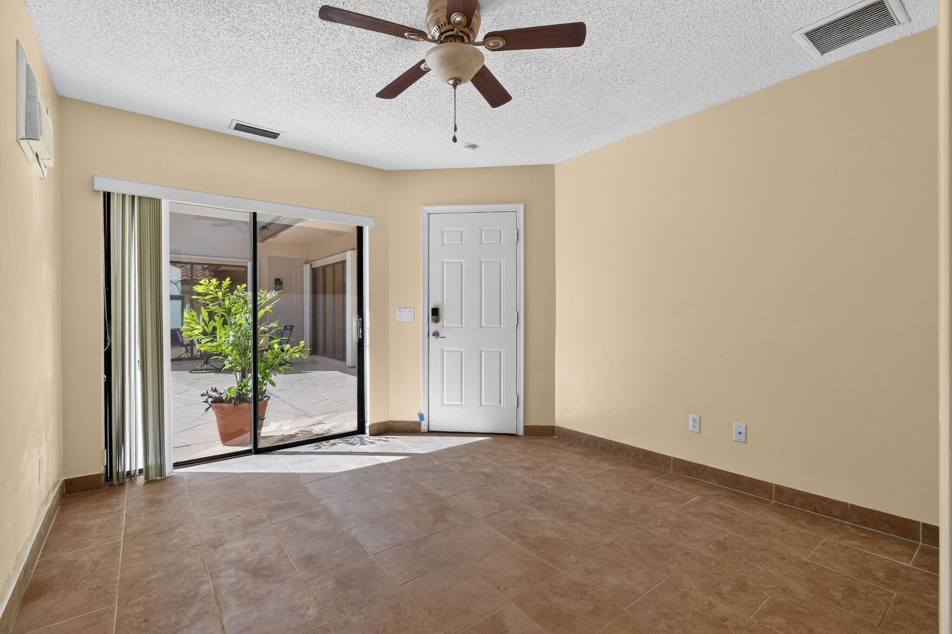 176 Orange Drive, Boynton Beach, FL 33436 Photo
