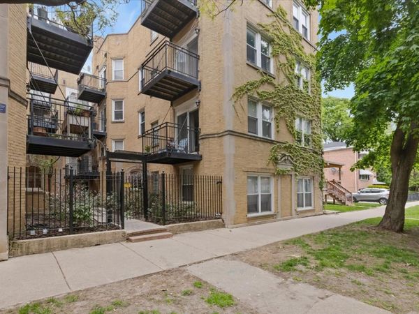 7050 N Damen Avenue , Unit 3S, Chicago, IL 60645