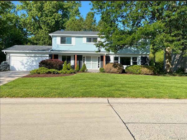 29621 Fernhill Drive, Farmington, Mi 48334