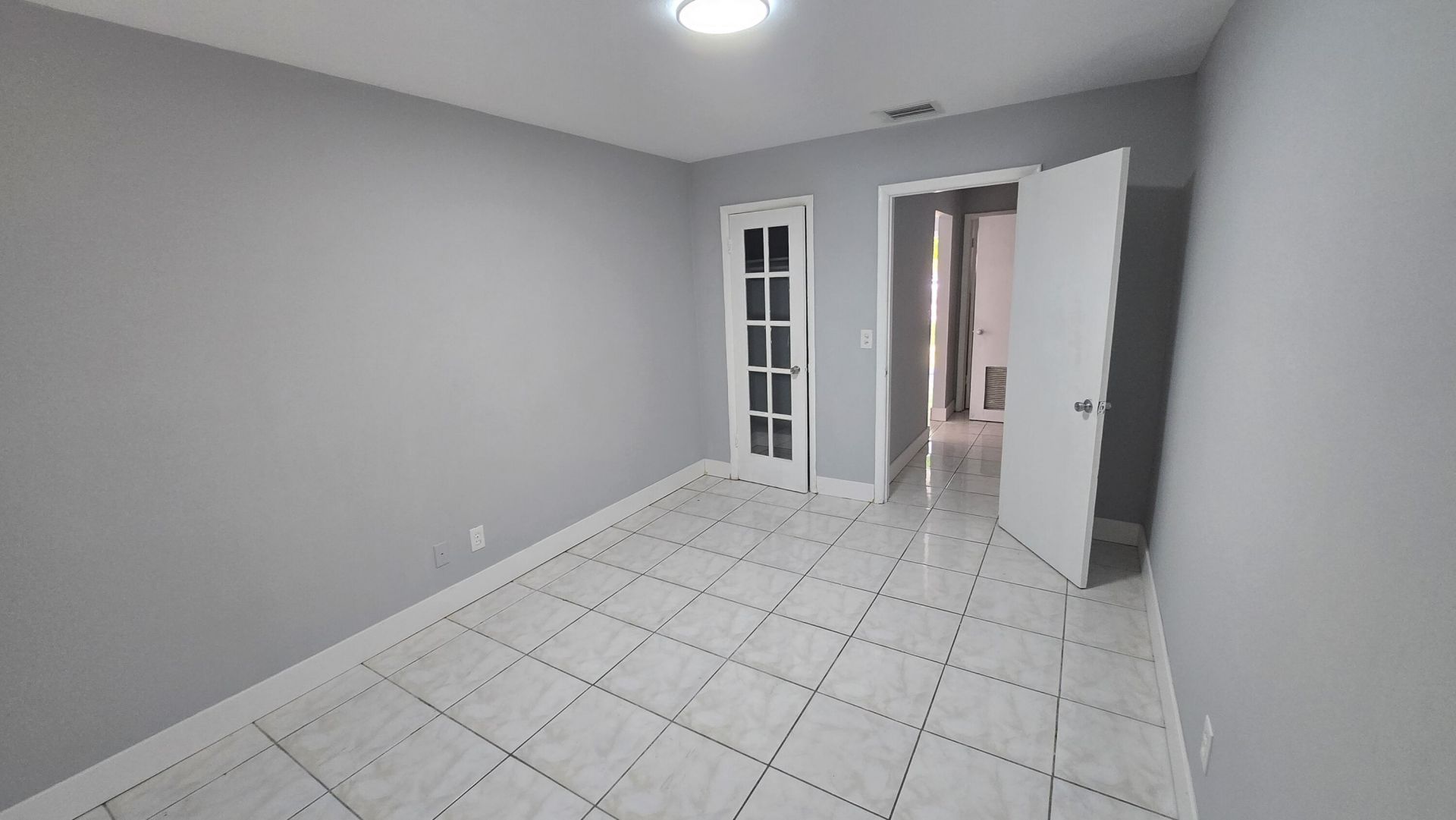1870 NE 161st Street, Unit 1870, North Miami Beach, FL 33162 Photo