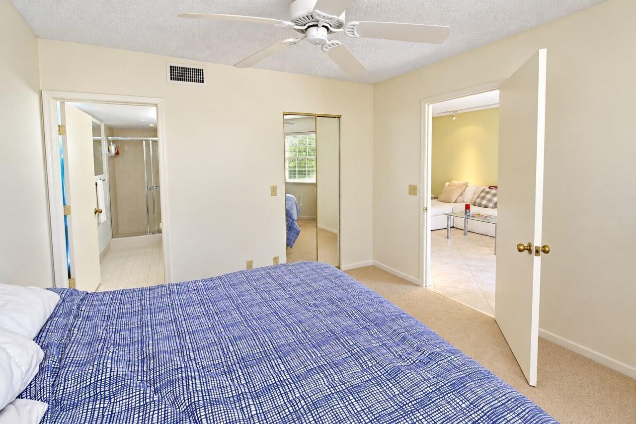2230 N Cypress Bend Drive, Unit 410, Pompano Beach, FL 33069 Photo
