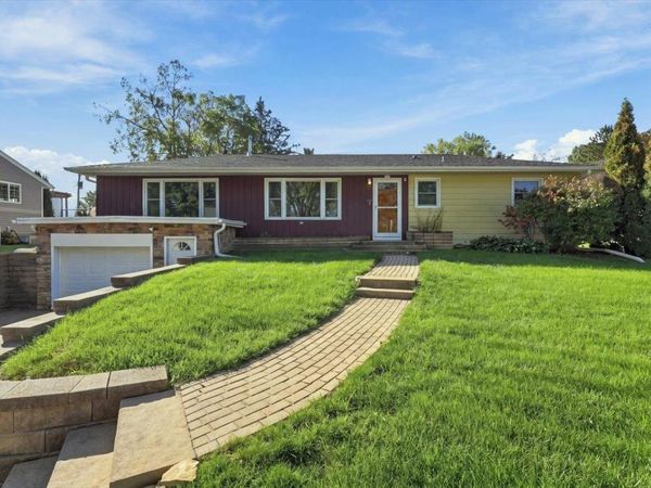 554 W Church Street, Belleville, WI 53508