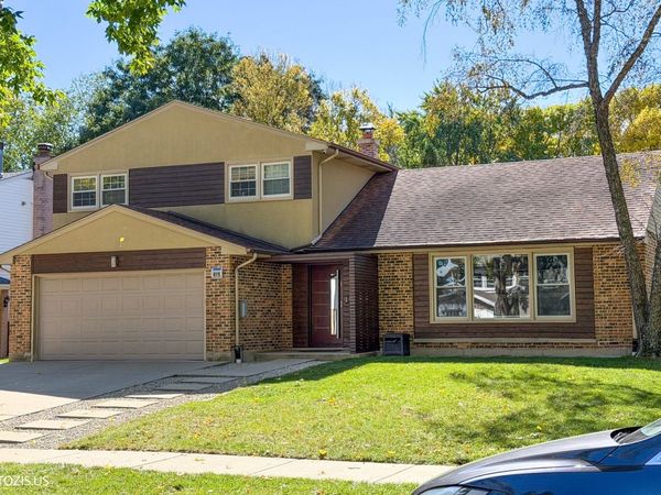 415 W NOYES Street , Arlington Heights, IL 60005