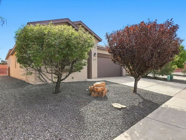 4570 Golden Eagle Loop NE, Rio Rancho, NM 87144