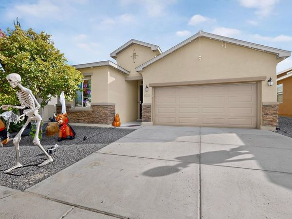 4232 Crowned Eagle Loop NE, Rio Rancho, NM 87144