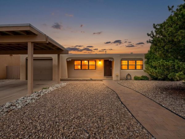 723 Guaymas Place NE, Albuquerque, NM 87108