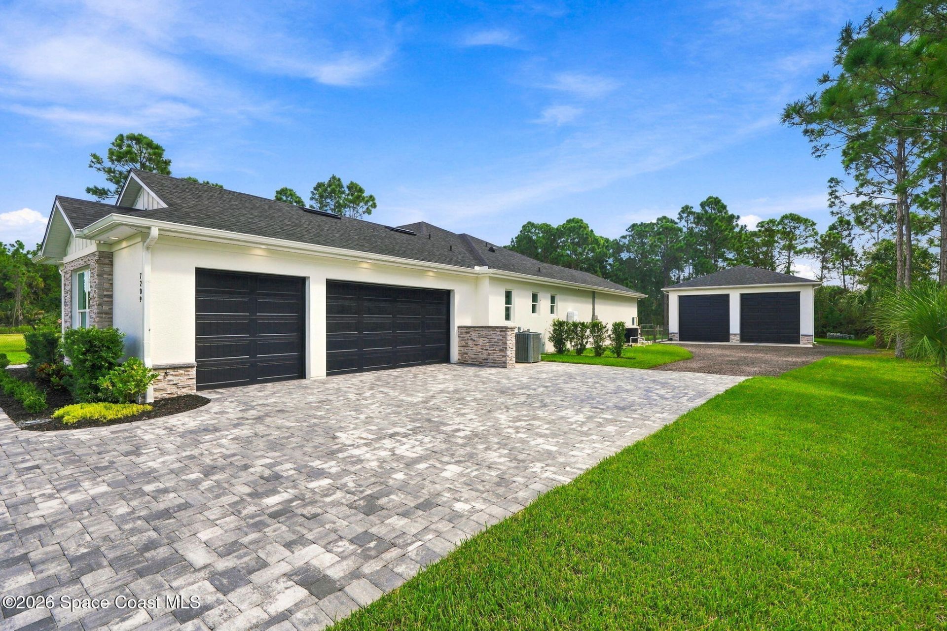 7209 Wando Avenue , Grant, FL 32949 Photo