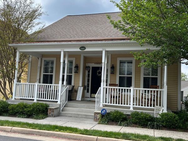 17450 LETHRIDGE CIR, Round Hill, VA 20141