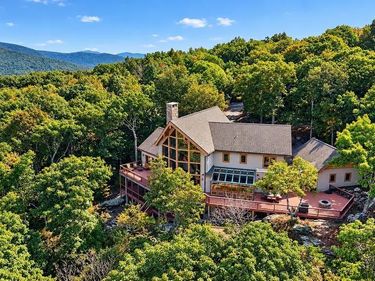 18 VALLEY VIEW CT, Wintergreen Resort, VA 22952