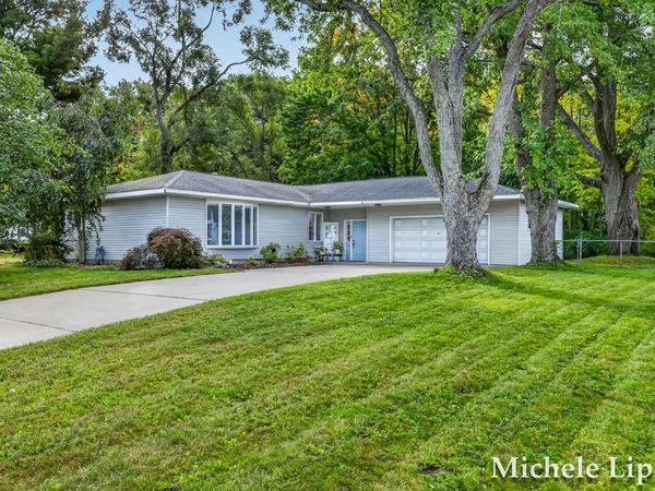 2567 Shettler Road, Muskegon, MI 49444