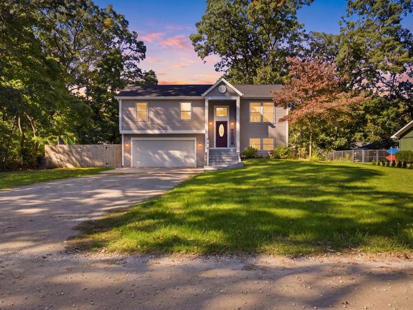 14719 Park, Grand Haven, MI 49417