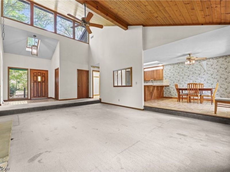 3626 Antoinette Drive, Cuyahoga Falls, OH 44223 Photo 9