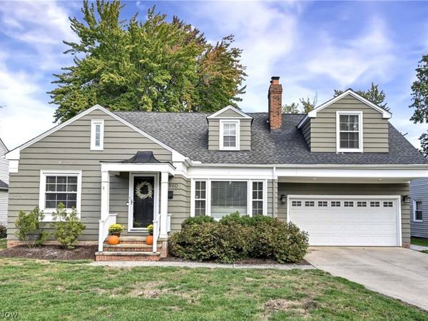 18960 Coffinberry Boulevard , Fairview Park, OH 44126