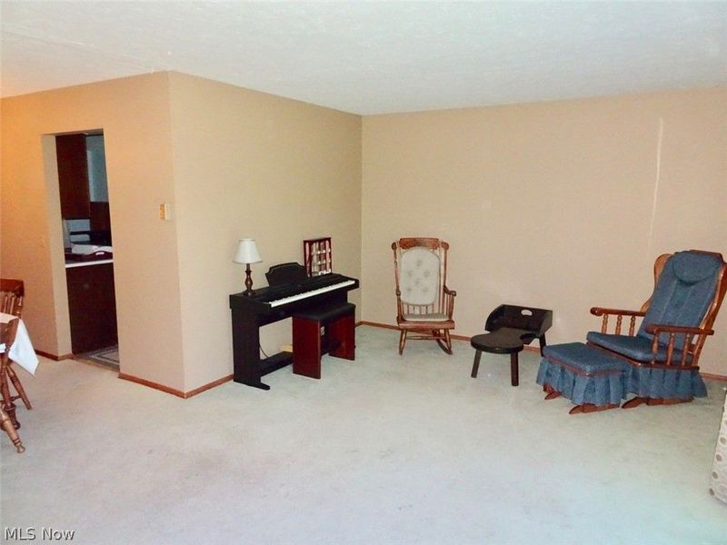 6905 Day Drive, Parma, OH 44129 Photo 5