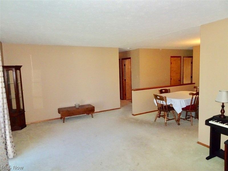 6905 Day Drive, Parma, OH 44129 Photo 6