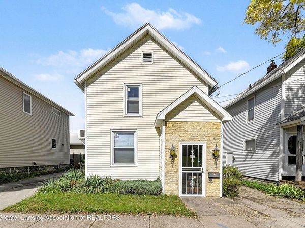 105 Garden Street, Lansing, MI 48910