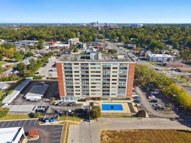 2121 Nicholasville Road, Unit 804, Lexington, KY 40503