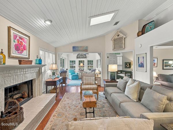 38 Bay Tree Court E, St. Simons Island, GA 31522