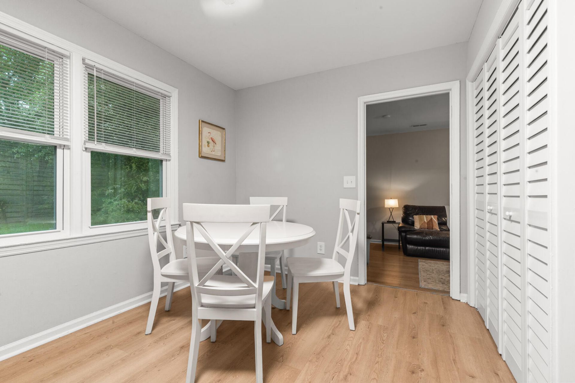 120 Lisa Drive Photo 17