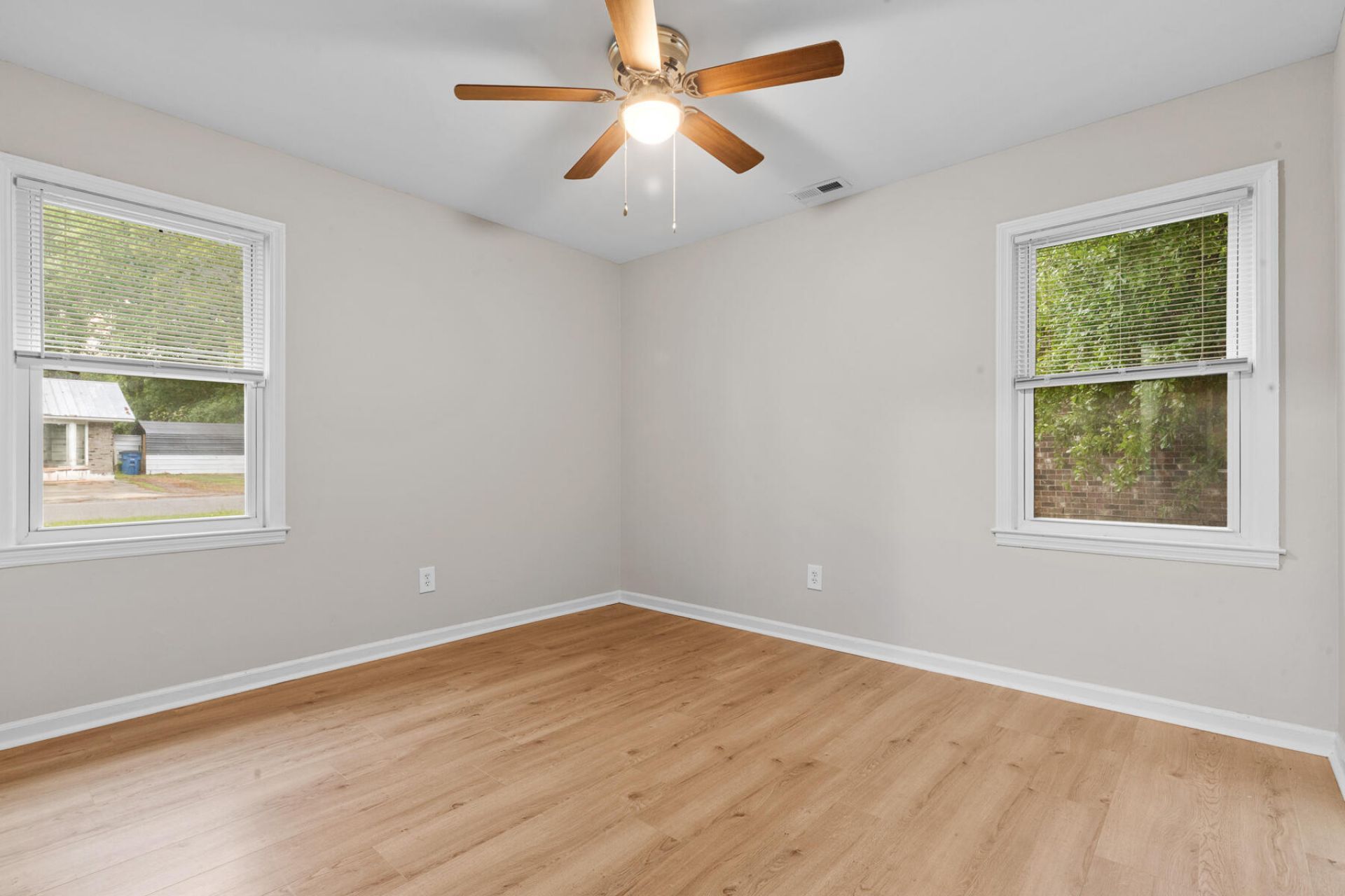120 Lisa Drive Photo 20