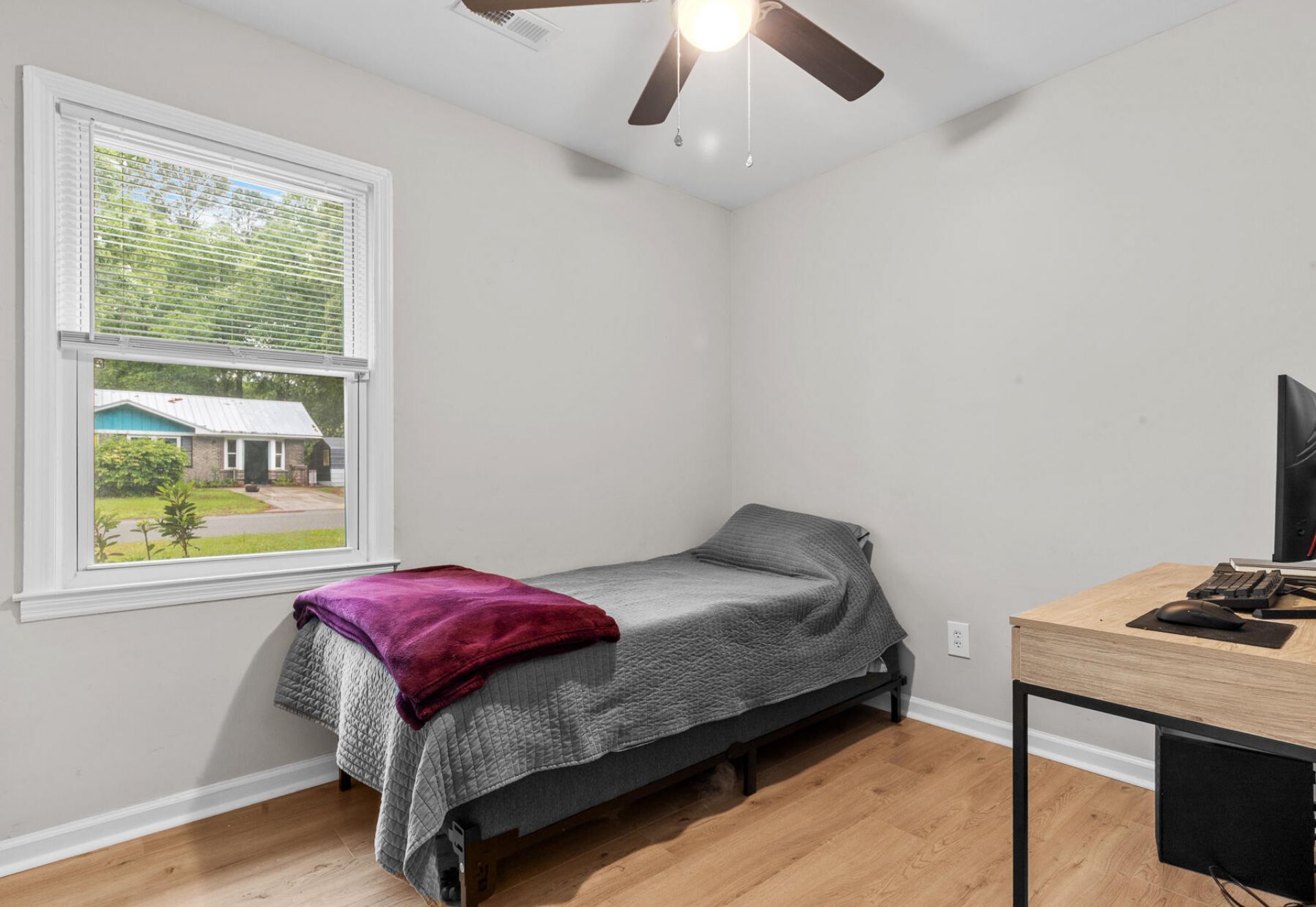 120 Lisa Drive Photo 22
