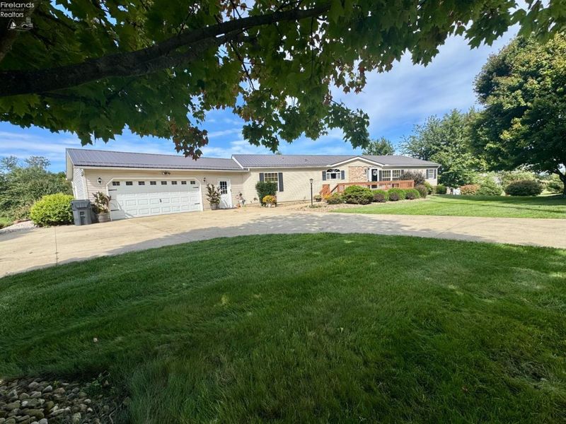 13807 State Route 61, Collins, OH 44826 Photo 5