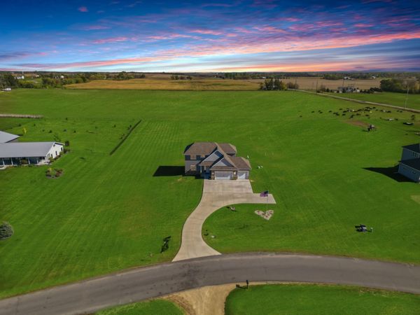 1611 92nd Street , New Richmond, WI 54017