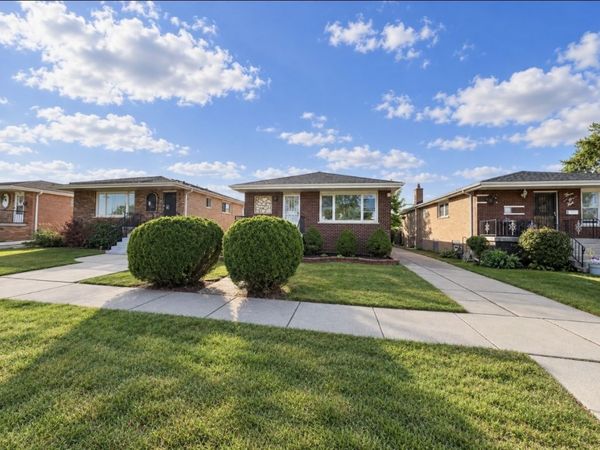 306 Prairie Avenue , Calumet City, IL 60409