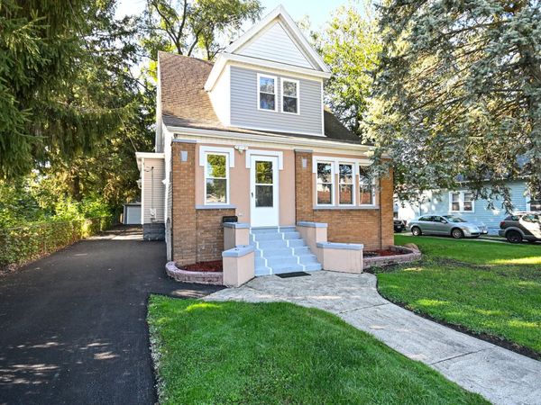 417 E 16th Street , Lockport, IL 60441
