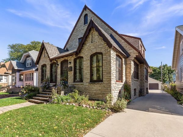 2162 N 66th STREET, Unit 2162A, Wauwatosa, WI 53213