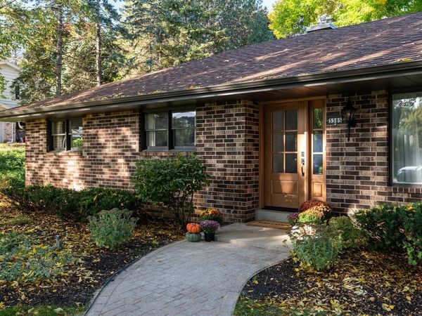 3385 Bradee ROAD, Brookfield, WI 53005