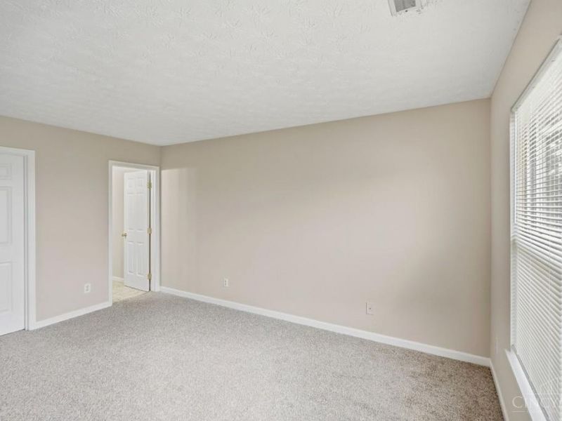 275 Keswick Drive, Monroe, OH 45050 Photo 15