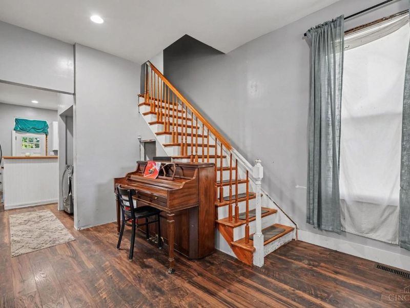 127 W Sixty Fourth Street, Cincinnati, OH 45216 Photo 5
