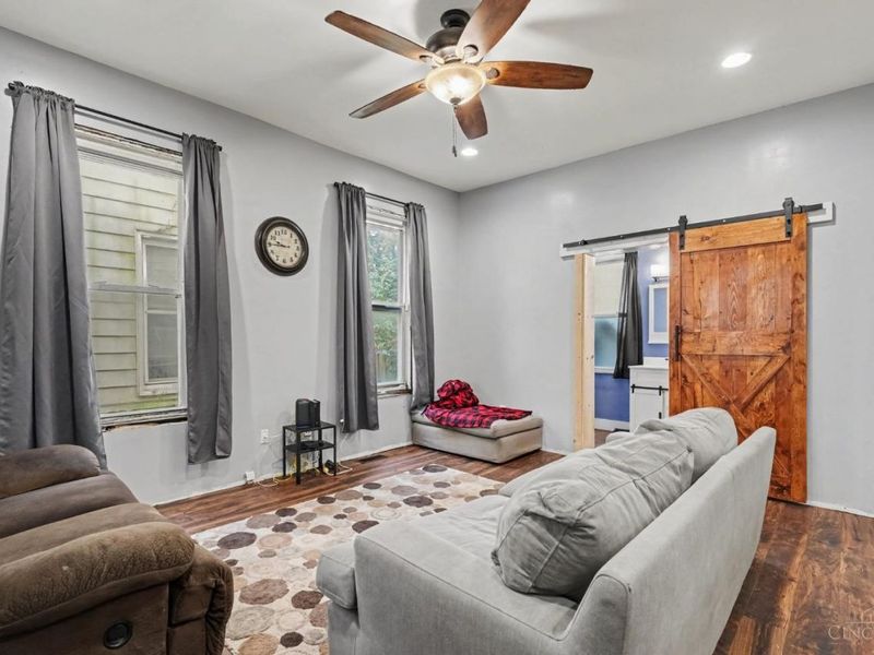 127 W Sixty Fourth Street, Cincinnati, OH 45216 Photo 8