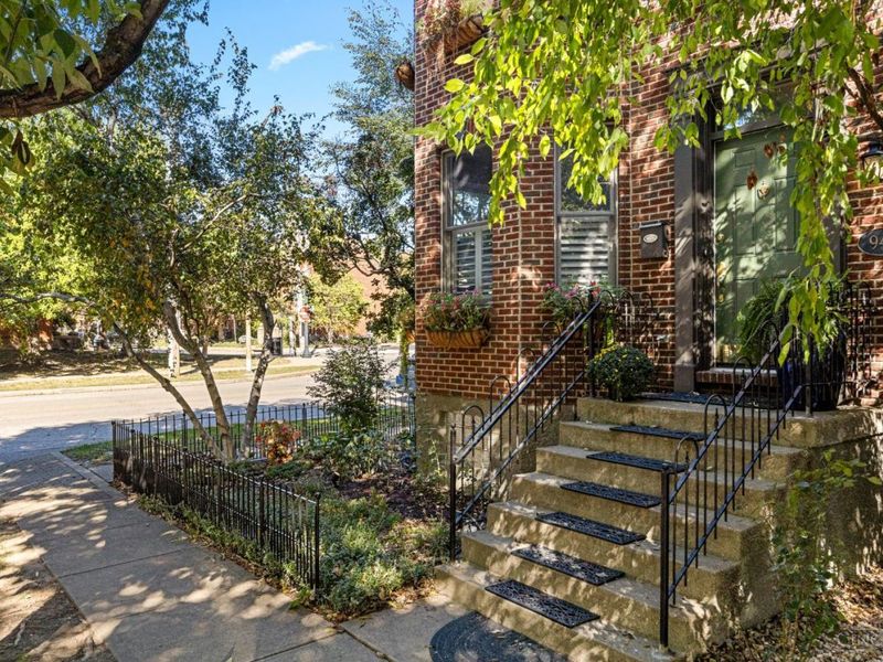 942 Weninger Circle, Cincinnati, OH 45203 Photo 6