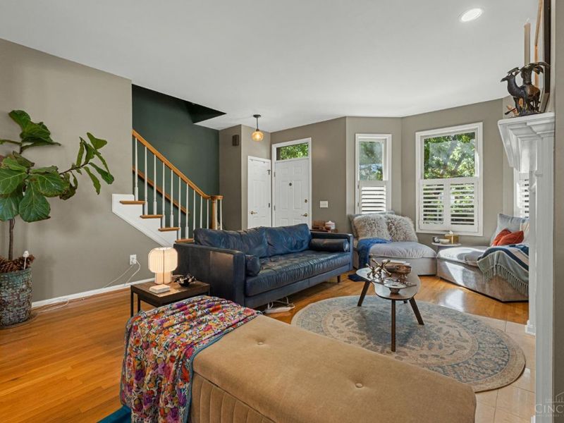 942 Weninger Circle, Cincinnati, OH 45203 Photo 8