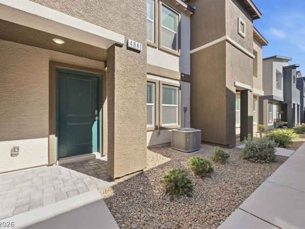 4841 Wine Ridge Avenue , Las Vegas, NV 89141