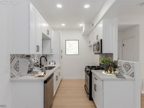 3318 N Decatur Boulevard , Unit 1020, Las Vegas, NV 89130