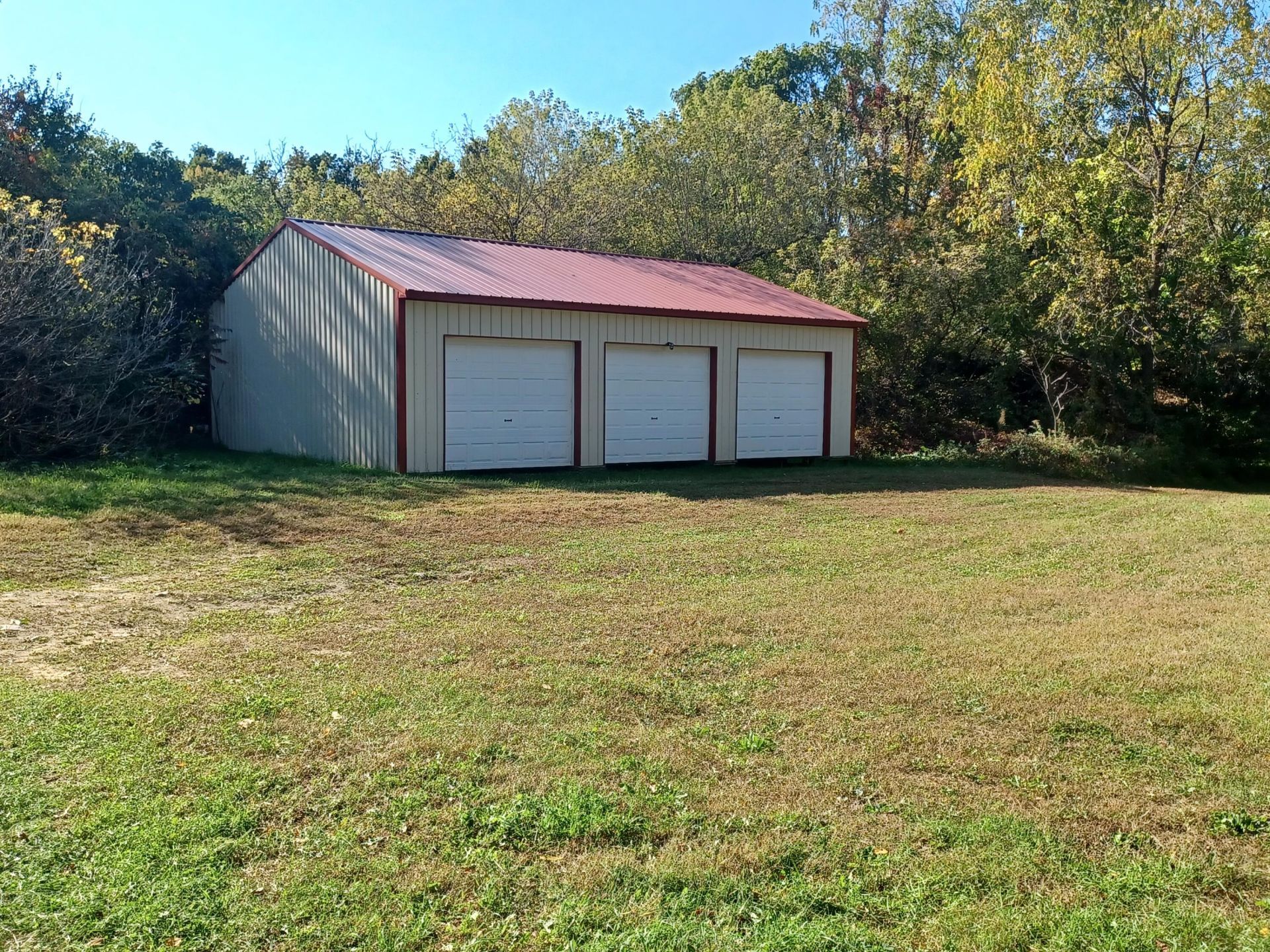 6091 E Chicago Road, Jonesville, MI 49250 Main Photo