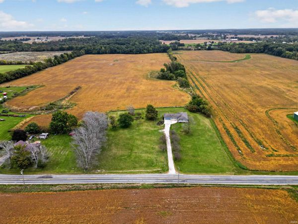 2733 State Road 327, Corunna, IN 46730