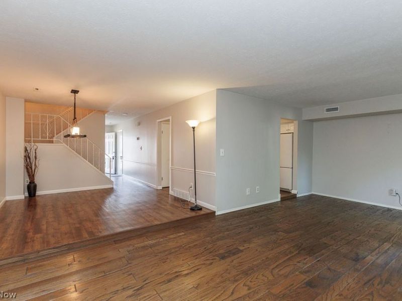1717 Walnut Lane, Unit 8-52, Rocky River, OH 44116 Photo 10