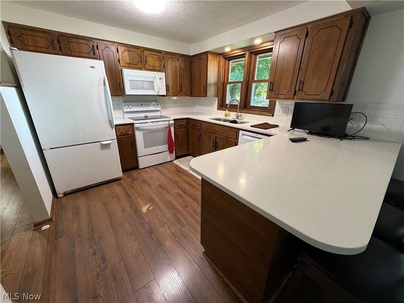 5319 Tanglewood Drive NE, Louisville, OH 44641 Photo 16