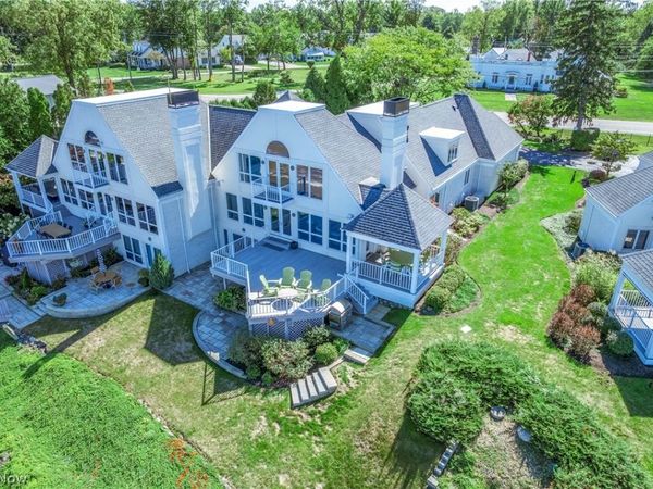 11407 W Lake Road , Unit A, Vermilion, OH 44089