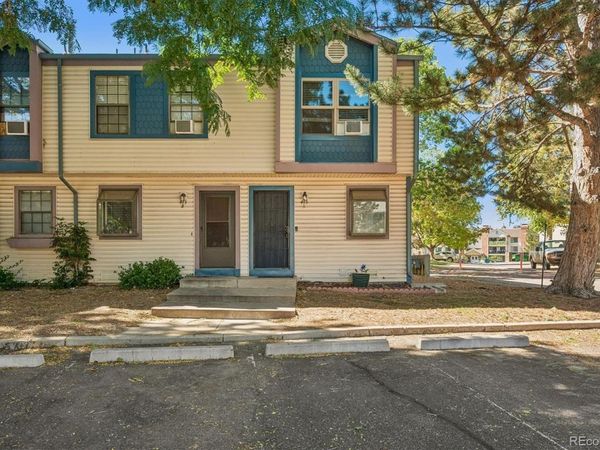 413 S Kittredge Street , Unit A, Aurora, CO 80017